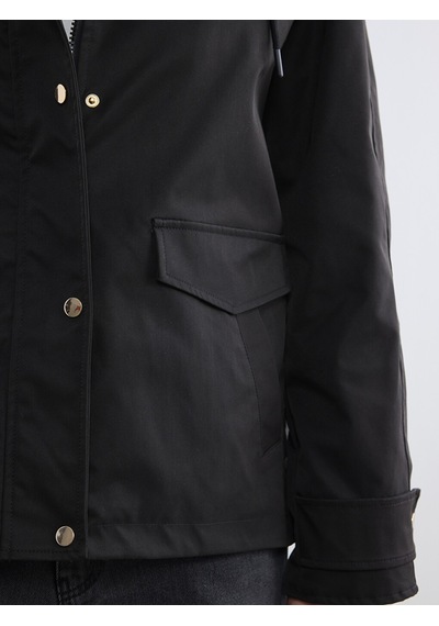 Lcw Vision Siyah Kapüşonlu Oversize Kadın Yağmurluk