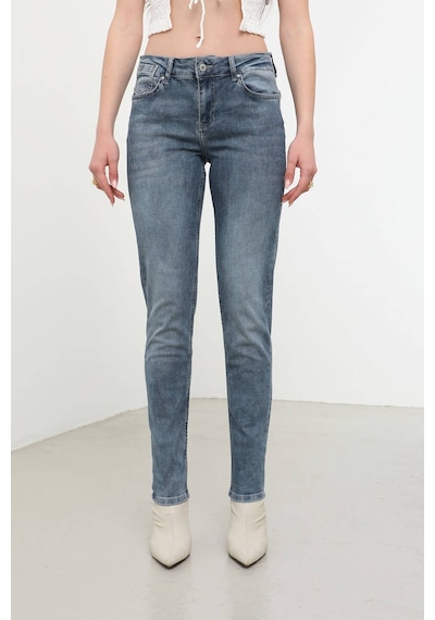 Kadın Normal Bel Likralı Slim Fit Jean Pantolon Mavi 001