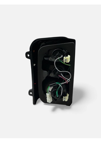 Depo Mitsubishi L300 Sol Arka Stop Lambası Duylu Ampullü 1987-1997