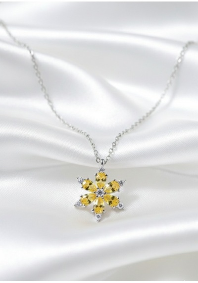 Çekirdekjewelry 925 Ayar Gümüş Kamelya Çiçeği Kolye Gri