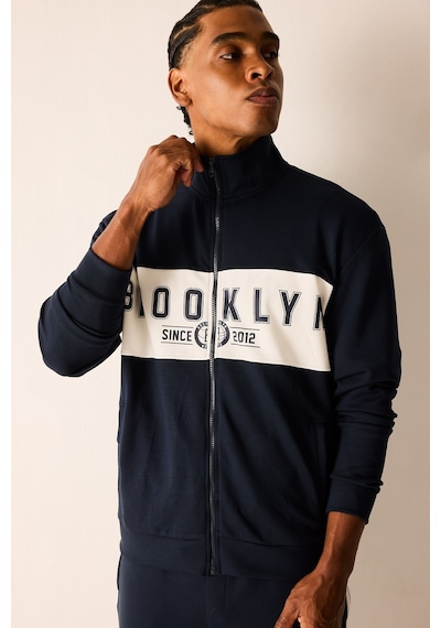 Defacto Nba Lisanslı Brooklyn Nets Standart Fıt Dik Yaka Fermuarlı Sweat Hırka H7734ax26aunv253 Lacivert-nv253 Defacto Nba Lisanslı Brooklyn Nets Standart Fıt Dik Yaka Fermuarlı Sweat Hırka H7734ax26aunv253 Lacivert-nv253