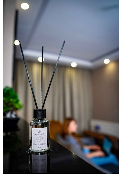 Vivaldi Home Beyaz Sabun Çubuklu Oda Kokusu Esansiyel Uçucu Yağ 50 ML