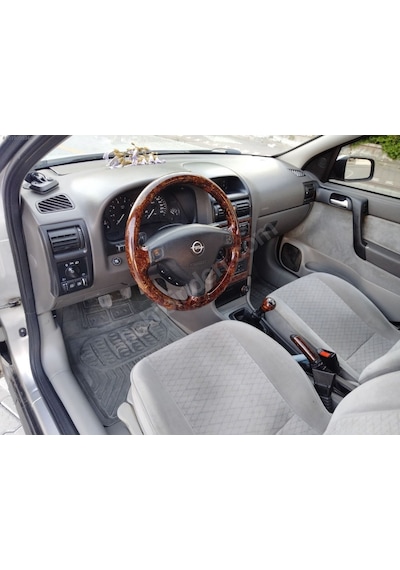 Opel Zafira Perçinli Airbag Kapagi Armali. 548167245 1 Adet Siyah