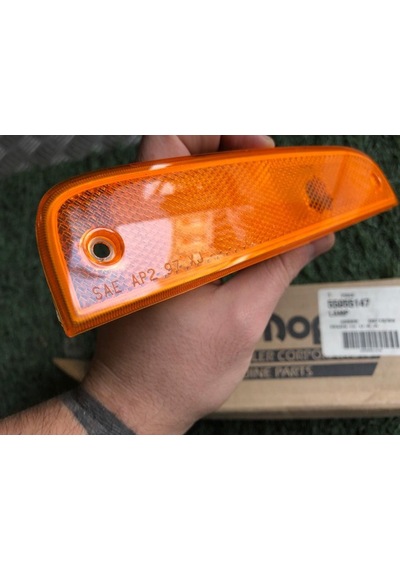 Jeep Cherokee Park Lambasi Sol 1997/2001  Mopar 55055147 355942850