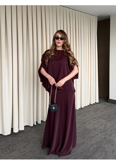 Laluvia Mürdüm Omuz Drapeli Saten Bluz Etek Takım - 8005 Mürdüm Laluvia Mürdüm Omuz Drapeli Saten Bluz Etek Takım - 8005 Mürdüm
