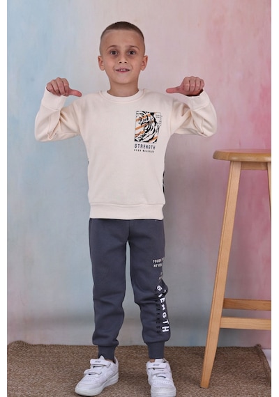 Lolliboomkids Erkek Çocuk Yeni Sezon Tiger Streight Baskılı 3 İplik Şardonlu Sırt Baskılı Takım Gri Lolliboomkids Erkek Çocuk Yeni Sezon Tiger Streight Baskılı 3 İplik Şardonlu Sırt Baskılı Takım Gri