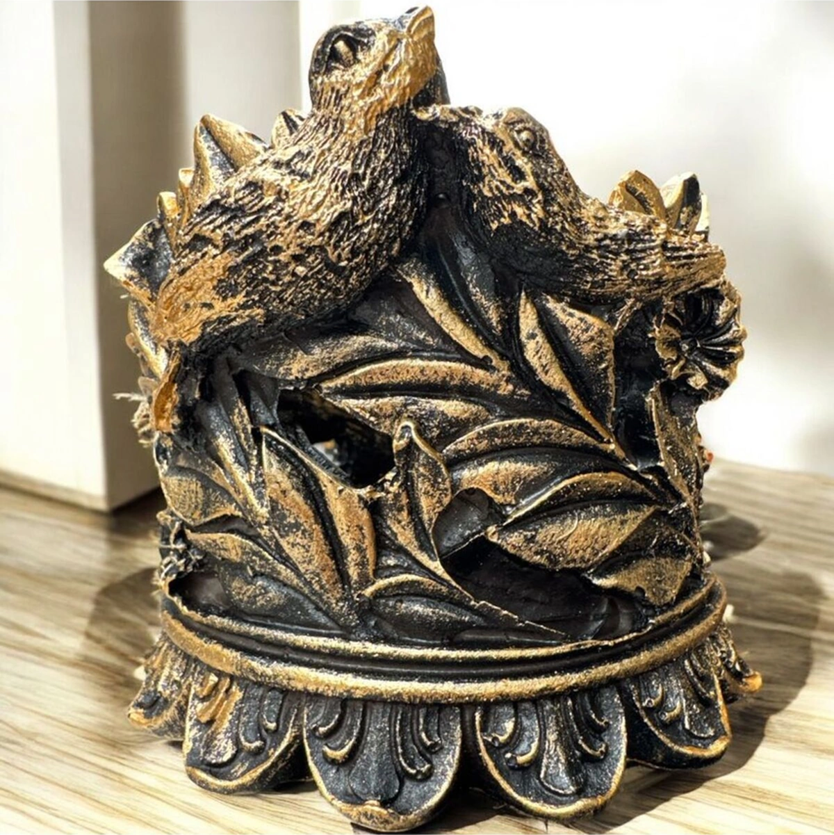Dekoratif Polyester Kuşlu Şamdan Mumluk Gold Eskitme 11x11x10 Cm