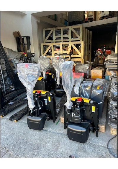 F4 Transpalet 1500 Kg Lityum Akülü