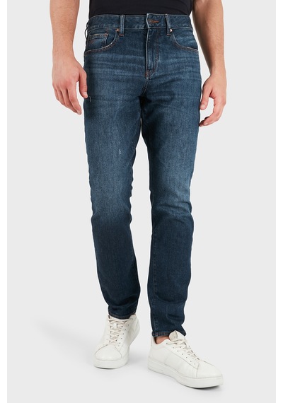 Armani Exchange Pamuklu Slim Fit Normal Bel Düz Paça Jeans Erkek Kot Pantolon Xm000070 Af29247 Mb010 Lacivert Armani Exchange Pamuklu Slim Fit Normal Bel Düz Paça Jeans Erkek Kot Pantolon Xm000070 Af29247 Mb010 Lacivert