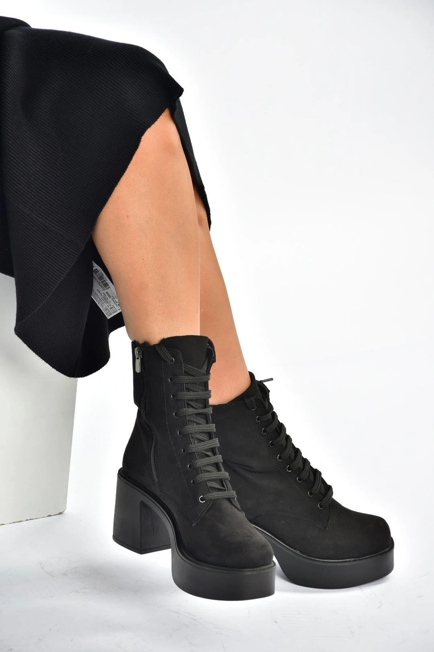 Fox Shoes V726681502 Siyah Süet Kalın Topuklu Bağcıklı Kadın Bot Siyah-Süet