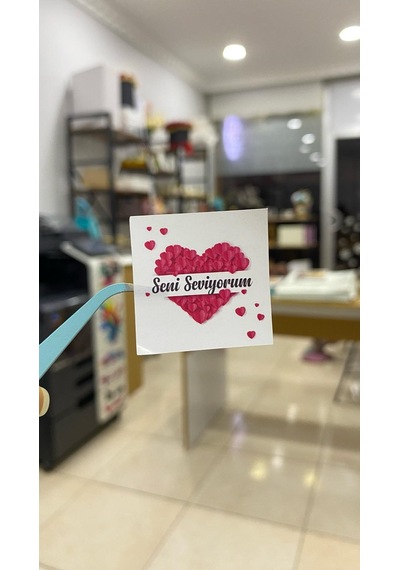 Seni Seviyorum Yazılı Çikolata Etiketi 3,5x3,5 Cm 70 Adet - Arletikettasarım Beyaz