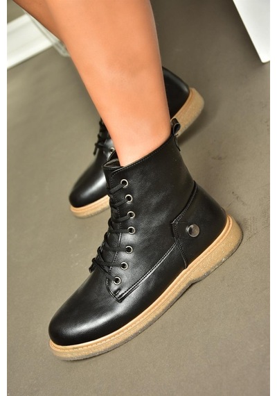 Fox Shoes R374821609 Siyah Alçak Tabanlı Klasik Kadın Bot Siyah