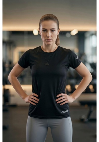 Fits Mikro Polyester Slim Fit Performans Antrenman Sporcu Kadın Tshirt SIYAH
