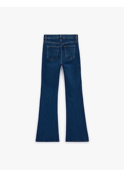 Koton Normal Bel Cepli Düğmeli İspanyol Paça Denim Pantolon - Flare Jeans Koyu İndigo 6sal40140md İndigo Koton Normal Bel Cepli Düğmeli İspanyol Paça Denim Pantolon - Flare Jeans Koyu İndigo 6sal40140md İndigo