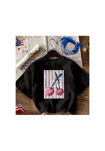 Herkesemoda Kiraz Baskı Detaylı Basic T-shirt Siyah