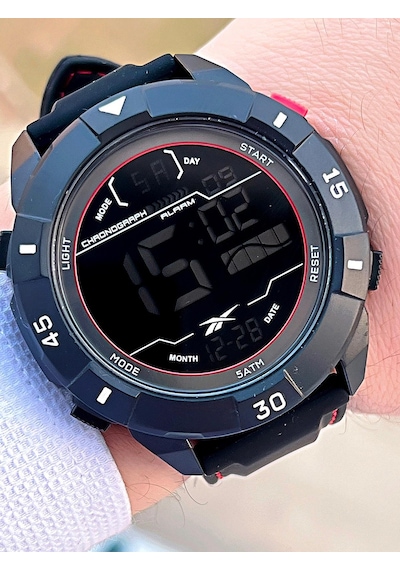 Reebok Silikon Kordon 50 Mt Suya Dayanıklı Dijital Seri Büyük Kasa Spor Erkek Kol Saati Rv.pbıg-bg02