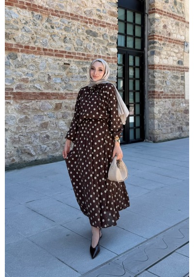 Riella Butik Ela Puantiyeli Tesettür Takım Kahverengi