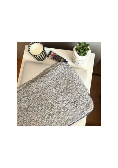 Plush Studıo Teddychic 13.3 İnç Plushguard Laptop Kılıfı Ve Çanta 36x26cm Clutch, Teddy Çanta Gri Gri