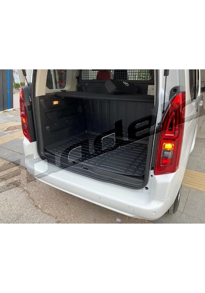 Opel Combo 2019-2021 Bagaj Havuzu Kokusuz Kaucuk 3D