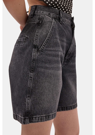 it's basic Kadın Koyu Füme 2s6-1 Skater Midi Boy Bermuda Denim Şort Çok Renkli