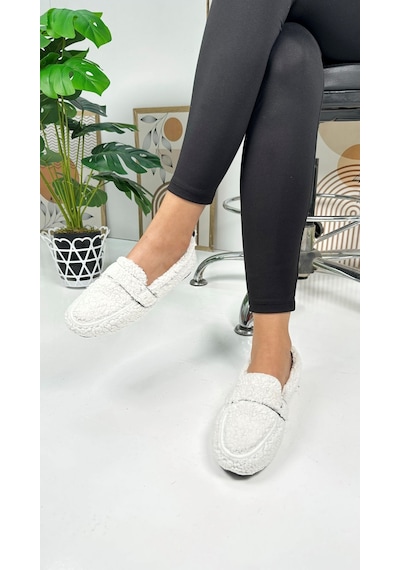 Günlük Kadın Loafer Peluş Astarlı Oval Burunlu Alçak Desenli Tabanlı Ayakkabı 375 Beyaz