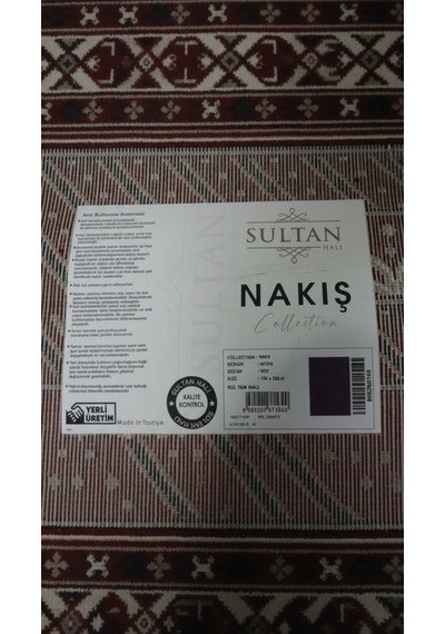 Nakış Serisi Kırmızı Zeminli Geometrik Motifli Şık Salon Halısı Af316 Red Çok Renkli