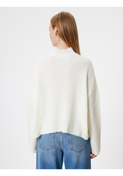 Koton Oversize Triko Kazak Dik Yaka Dokulu Uzun Kollu Ekru 5wal90022ht Ekru