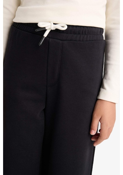 Defacto Kız Çocuk Wide Leg Beli Lastikli Geniş Paça Eşofman Altı D0743A824AU Siyah Defacto Kız Çocuk Wide Leg Beli Lastikli Geniş Paça Eşofman Altı D0743A824AU Siyah