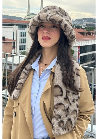 Mollycrush Kadın Leopar Desenli Peluş Şapka Atkı Takım Kışlık Model Bej Leopar