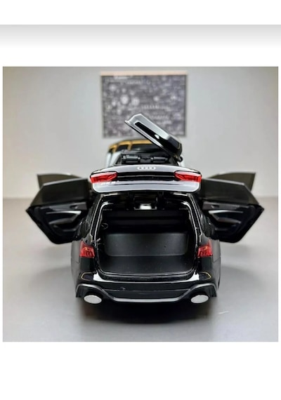 Che-zhı 1:24 Audi Rs6 Metal Siyah Renk Sesli Işıklı Model Araba