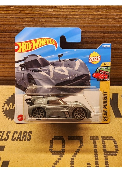 Hot Wheels 1/64 Mcmurtry Speirling