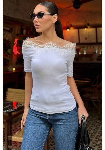 Beyaz Dantelli Madonna Yaka Slim Fit Tişört Mg2743