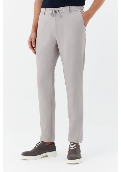 Sabri Özel Erkek Gri Normal Kesim Regular Fit Viskon Örme Yan Cep Lastikli Bel Klasik Paça Jogger Pantolon Sabri Özel Erkek Gri Normal Kesim Regular Fit Viskon Örme Yan Cep Lastikli Bel Klasik Paça Jogger Pantolon
