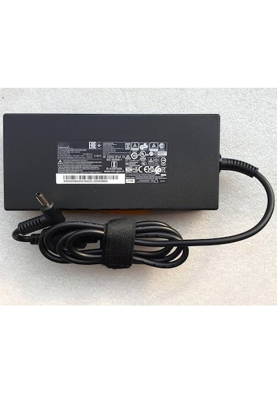 Msi Chicony A180a063p 4.5 3.0mm Notebook