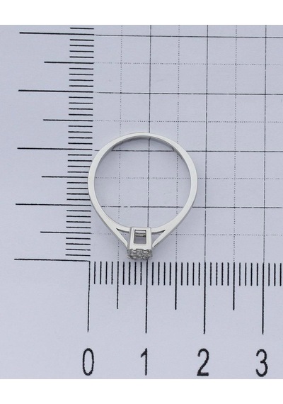 0.12 Karat Baget Pırlanta Yüzük G-h Vs/tektaş Görseli Beyaz