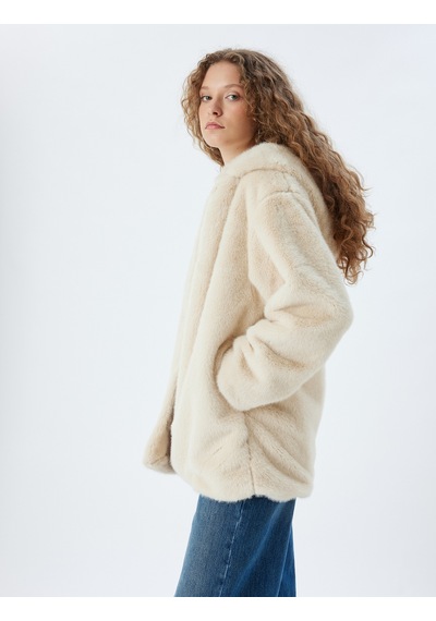 Koton Oversize Suni Kürk Ceket Kapüşonlu Düğmeli Cep Detaylı Bej 5wal20114ıw Ekru