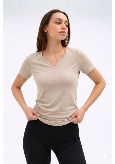 Normal People Irıs - Likralı Organik Pamuk Kumaştan Slimfit Kadın T-shirt Bej