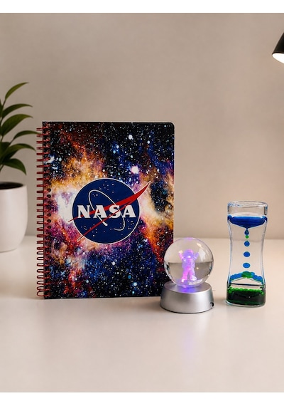 Nasa Masa Üstü Hediye Seti Spiralli Defter, Astronot Kristal Küre Led Lamba, Damla Zamanlayıcı