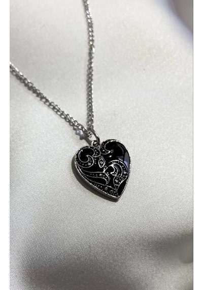 Gotik Gothic Desenli Kalp Siyah Kolye Siyah