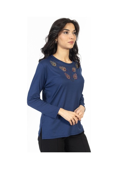 Mutlu City Yeni Model Nakış İşlemeli Yuvarlak Yaka Likralı Anne Penye Bluz 6440-indigo İndigo Mutlu City Yeni Model Nakış İşlemeli Yuvarlak Yaka Likralı Anne Penye Bluz 6440-indigo İndigo