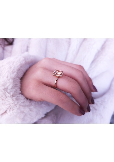Sirius Pırlanta Ve Emerald Kesim Morganite Yüzük 0831R0037