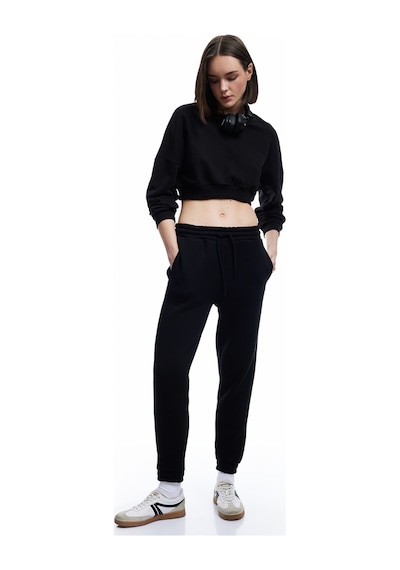 Koton Beli Bağcıklı Şardonlu Yüksek Bel Oversize Jogger Spor Eşofman Altı Siyah 6wak40122nk Siyah Koton Beli Bağcıklı Şardonlu Yüksek Bel Oversize Jogger Spor Eşofman Altı Siyah 6wak40122nk Siyah