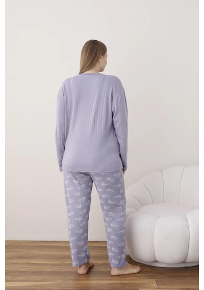 Boyraz Lindros Kadın Pamuklu Düğme Yaka Raporlu İnterlok Battal Pijama Takımı 05114 - 1 Adet Lila Boyraz Lindros Kadın Pamuklu Düğme Yaka Raporlu İnterlok Battal Pijama Takımı 05114 - 1 Adet Lila