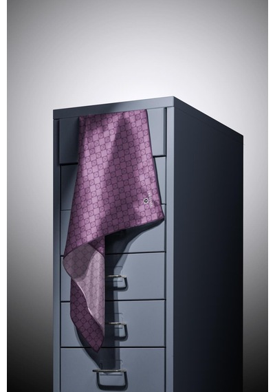 Vissona %100 Twill İpek Monogram Desenli Sirke Renkli 90x90 Eşarp Dikim Şekli : El Dikişi Çok Renkli