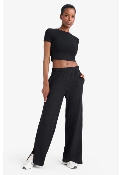 DeFactoFit Wide Leg Cepli Geniş Paça Yırtmaçlı Uzun İnce Sporcu Pantolon E2538AX25SMBK81