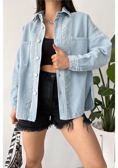 Femelle Kadın Buz Mavi Yeni Sezon Çift Cepli Standart Beden Nakış Işlemeli Oversize Ceket
