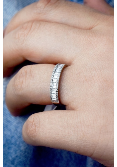 0.61 Ct. Baget Yarım Tur Pırlanta Yüzük