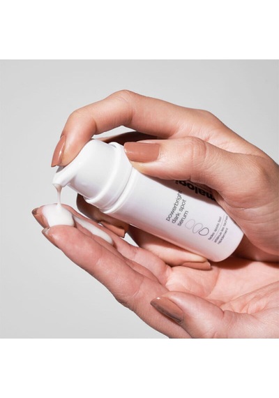 Zayıf Ve Hassas Ciltler İçin Onarıcı Besleyici Ve Toparlayıcı Leke Karşıtı Serum 30ml