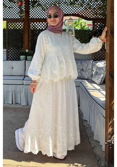 Rabia Şamlı Mercan Etekli Takım Ekru Normal