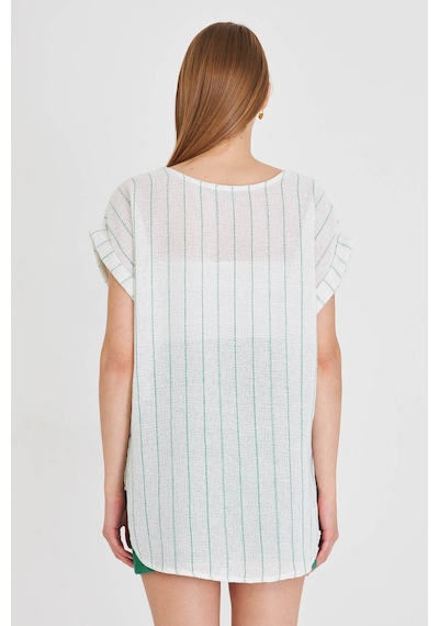 Armonika Kadın Yeşil V Yaka Yanları Yırtmaçlı Arkası Uzun Duble Kol Detaylı Oversize Bluz Arm-25y001056 Armonika Kadın Yeşil V Yaka Yanları Yırtmaçlı Arkası Uzun Duble Kol Detaylı Oversize Bluz Arm-25y001056